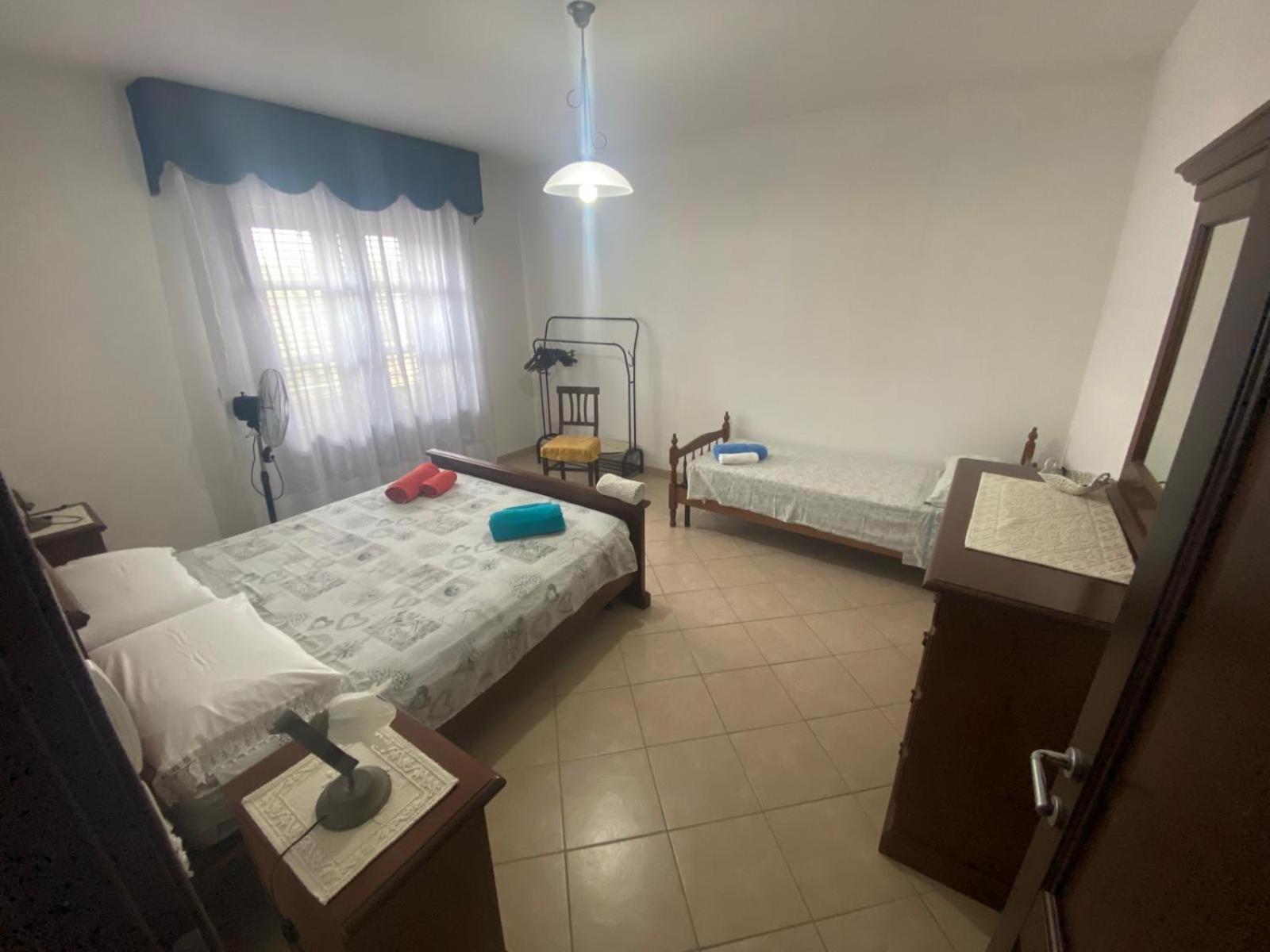 Il Nuraghe Bed & Breakfast Uras Bagian luar foto